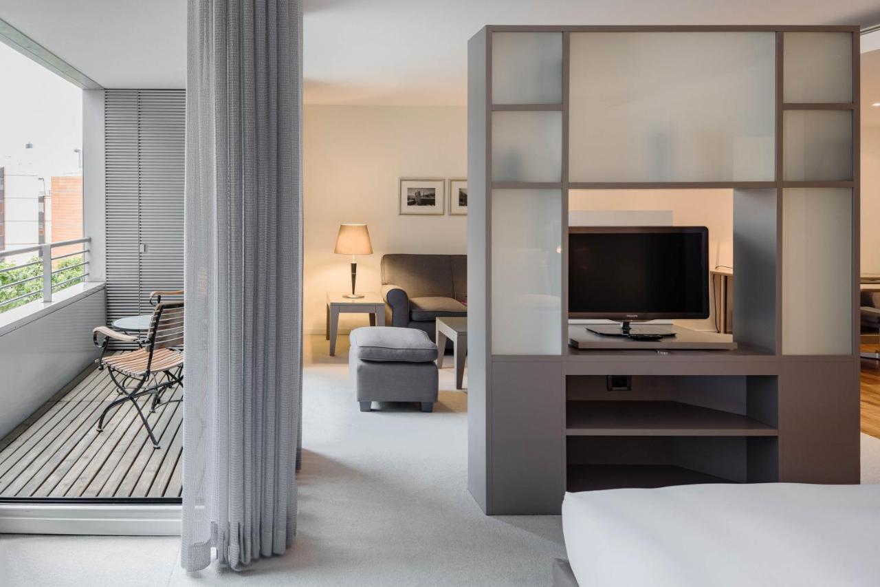 The Mandala Berlin, A Member Of Design Hotels Exterior foto A room at the hotel