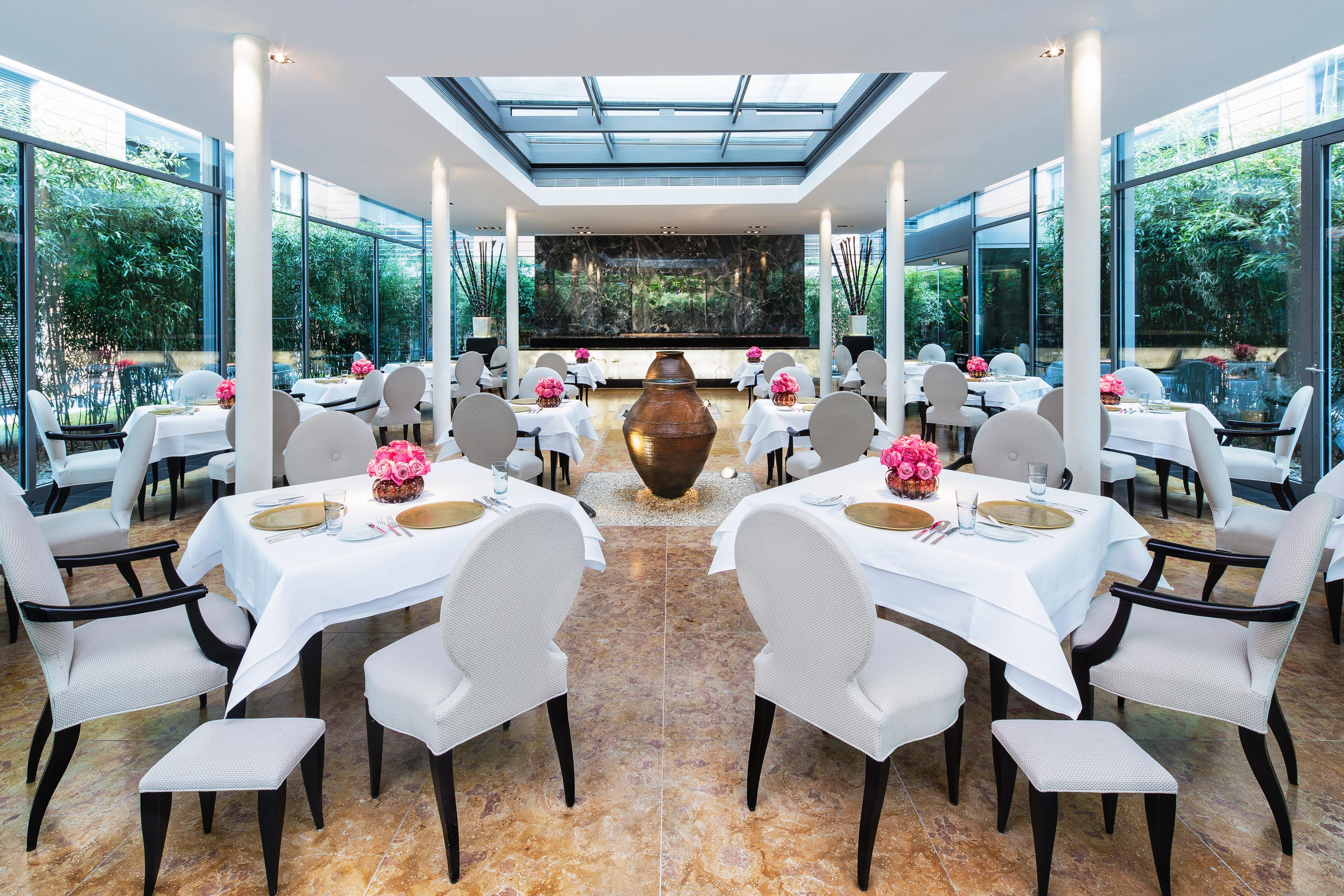 The Mandala Berlin, A Member Of Design Hotels Exterior foto The restaurant