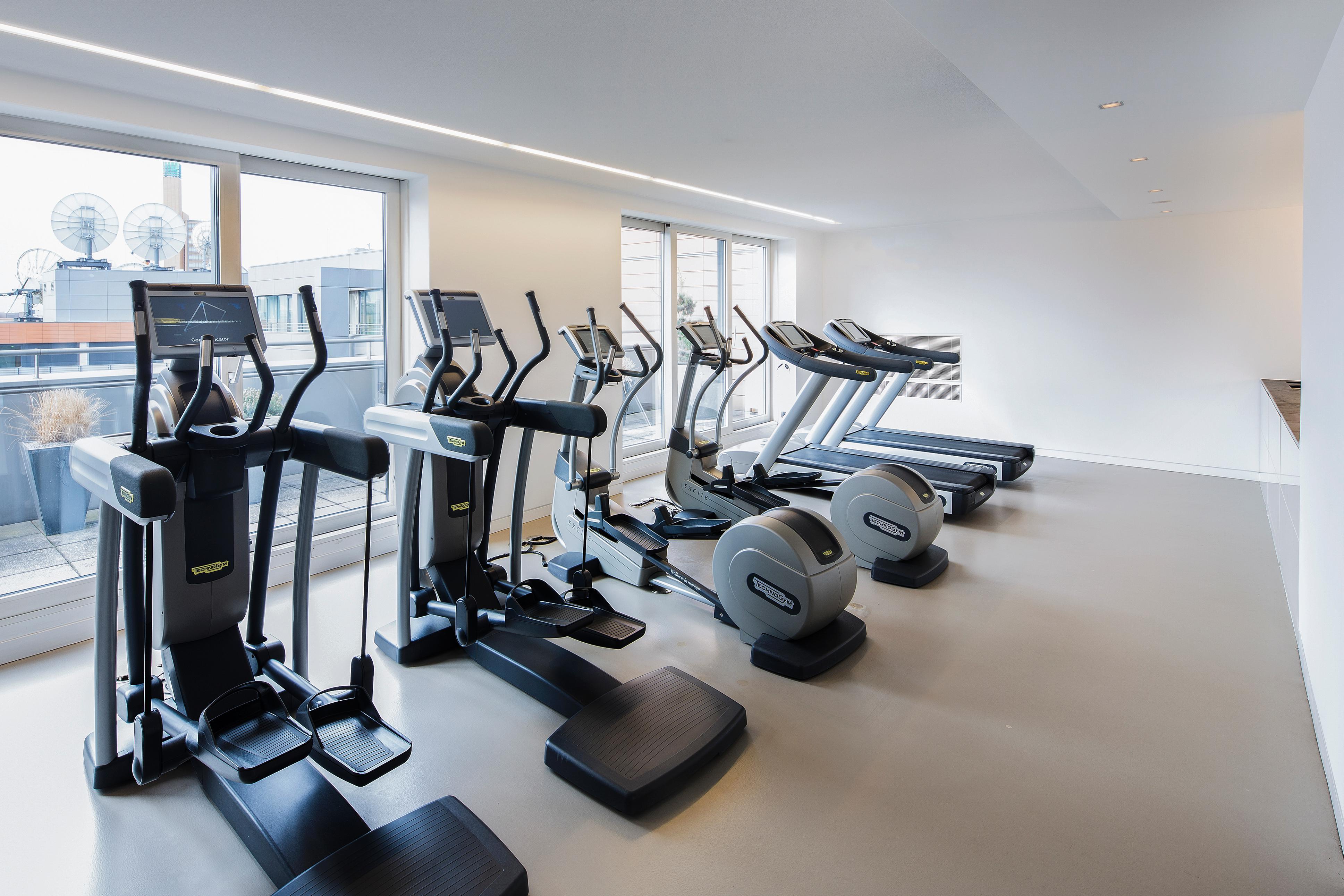 The Mandala Berlin, A Member Of Design Hotels Exterior foto Elliptical cross trainer