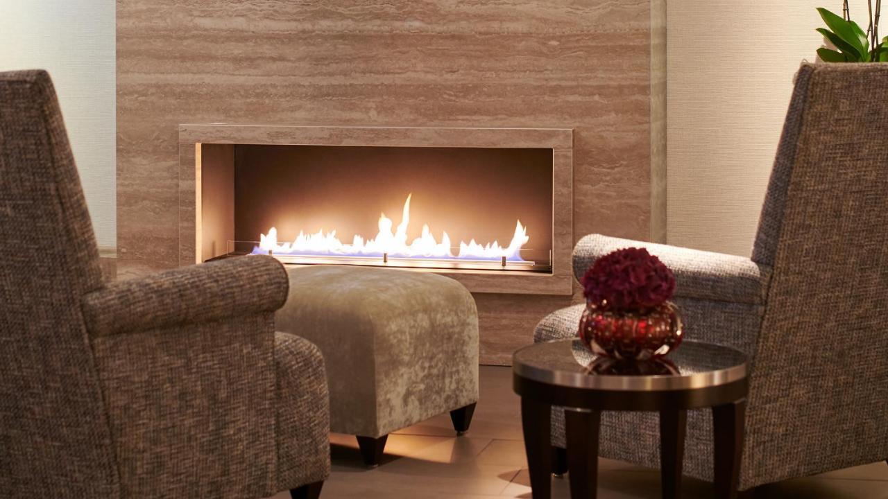 The Mandala Berlin, A Member Of Design Hotels Exterior foto A fireplace in a home